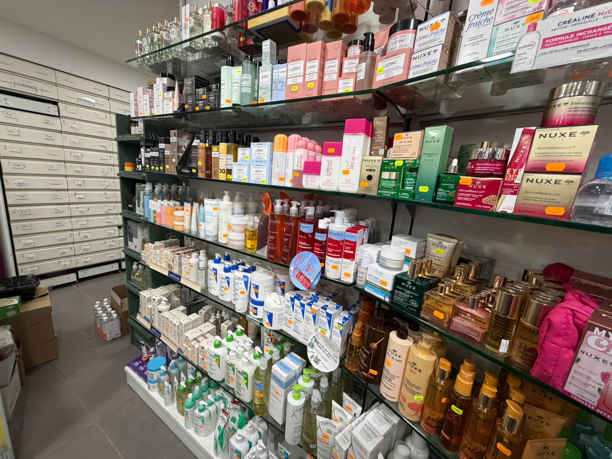 Rayon dermocosmétique Pharmacie de Chézy